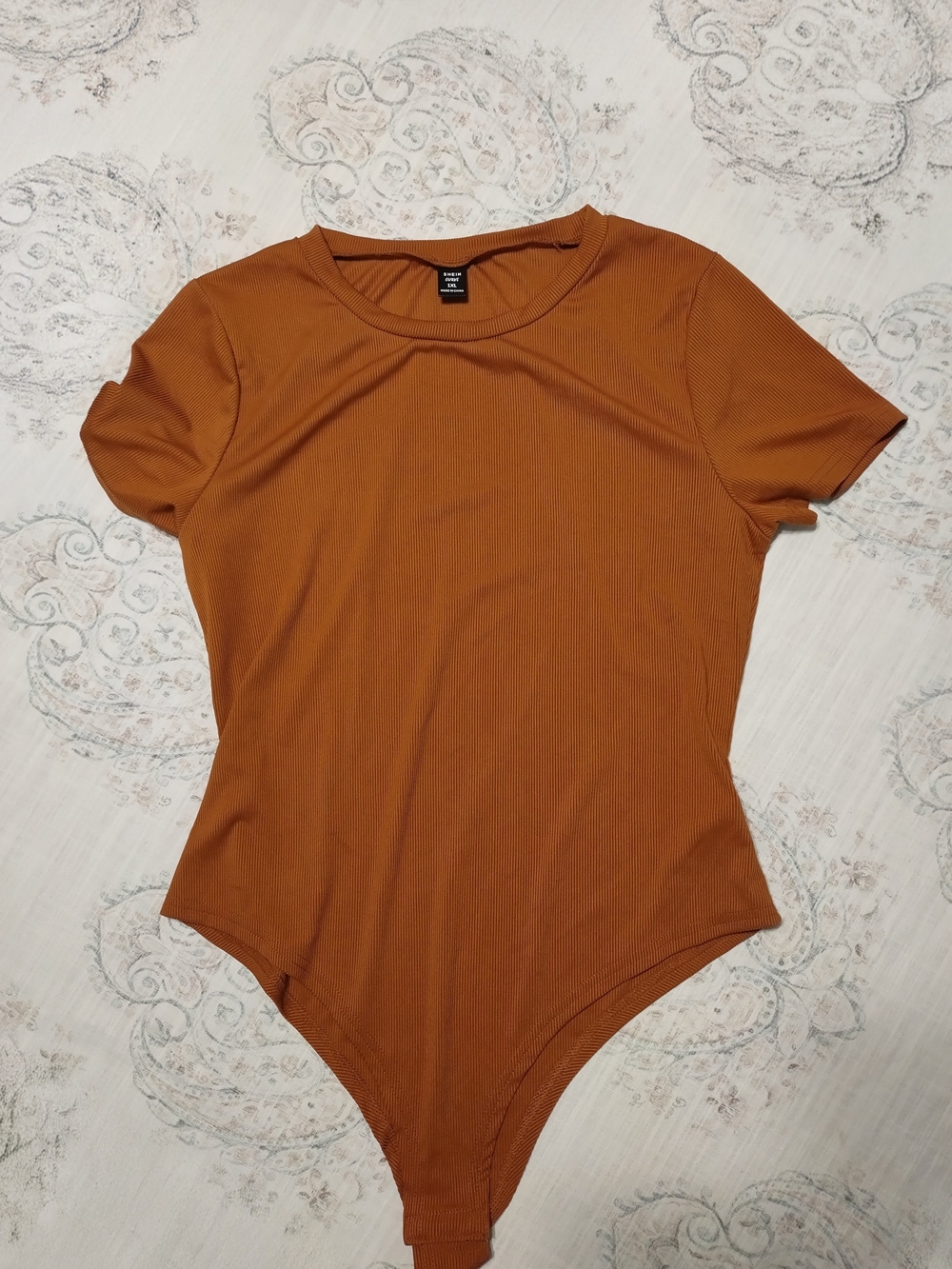 Women's Ribbed Short-Sleeve Bodysuit Lot Of 2 In Rust And Cream Colors